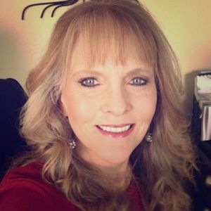 Meet your Posher, Mindy